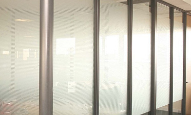 Перегородки из ПВХ и стекла - вариант 1 купить в Краснодаре