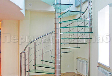 Стеклянные лестницы купить в Краснодаре