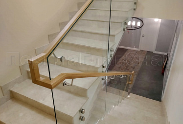 Цельностеклянные ограждения на несущем стекле купить в Краснодаре