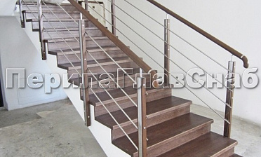 Ограждение со стойками из шлифованной нержавеющей стали с боковым крепежом, со вставками из дерева купить в Краснодаре