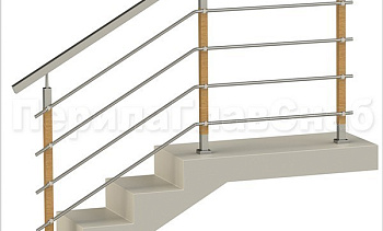 Четыре ригеля на держателях, квадратный поручень и стойки с деревянными вставками в Краснодаре. Готовые проекты ПерилаГлавСнаб