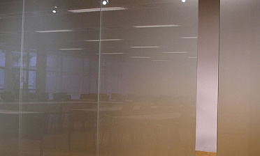 Стеклянные матовые перегородки в офис премиум купить в Краснодаре