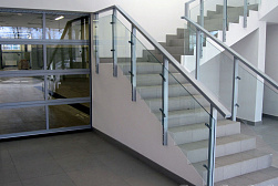 Стеклянные перила для колодезных лестниц в Краснодаре. Готовые проекты ПерилаГлавСнаб - фото 5