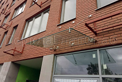 Стеклянные козырьки на вантах в Краснодаре. Готовые проекты ПерилаГлавСнаб - фото 4