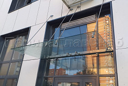 Стеклянные козырьки на вантах в Краснодаре. Готовые проекты ПерилаГлавСнаб - фото 10