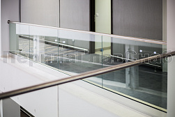 Цельностеклянные ограждения на несущем стекле в Краснодаре. Готовые проекты ПерилаГлавСнаб - фото 29