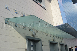 Стеклянные козырьки на вантах в Краснодаре. Готовые проекты ПерилаГлавСнаб - фото 15