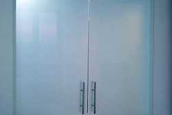 Раздвижные стеклянные двери в Краснодаре. Готовые проекты ПерилаГлавСнаб - фото 6