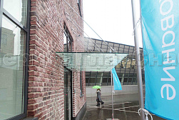 Стеклянные козырьки на вантах в Краснодаре. Готовые проекты ПерилаГлавСнаб - фото 22