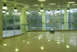 Стеклянные ограждения для торговых  и бизнес центров в Краснодаре. Готовые проекты ПерилаГлавСнаб - фото 8