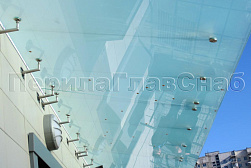 Стеклянные козырьки на вантах в Краснодаре. Готовые проекты ПерилаГлавСнаб - фото 28