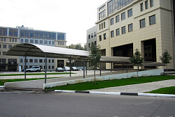 Козырьки и навесы на металлокаркасе в Краснодаре. Готовые проекты ПерилаГлавСнаб - фото 24